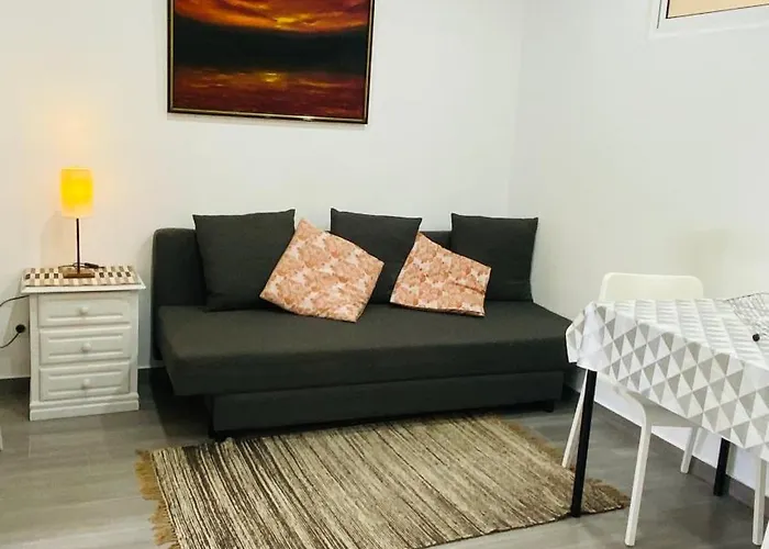 Apartman A 5 Min A Pe Da Praia, Com Terraco Grande Ao Sol, No Res-chao Quarteira