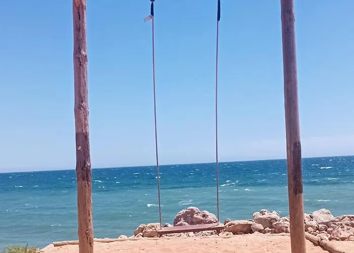 A 5 Min A Pe Da Praia, Com Terraco Grande Ao Sol, No Res-chao * Quarteira